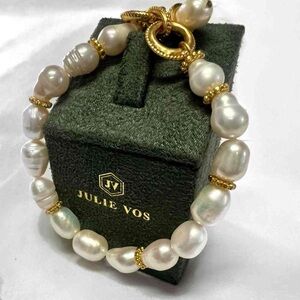 Julie Vos Gold and White Pearl Bracelet